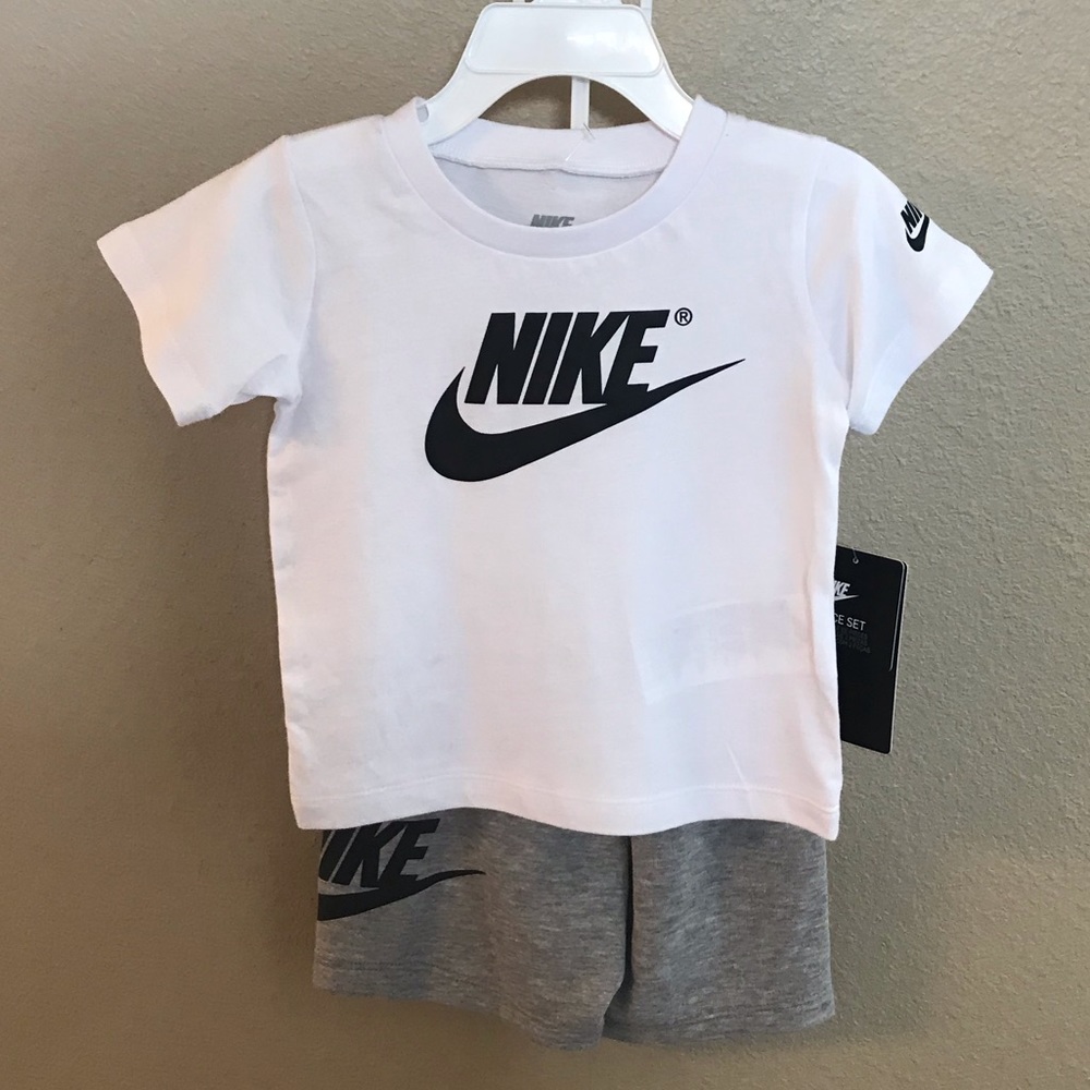 New Nike Toddler Set
